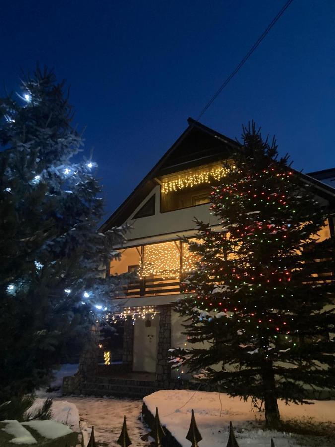 Casa Cris Hotell Durau Exteriör bild